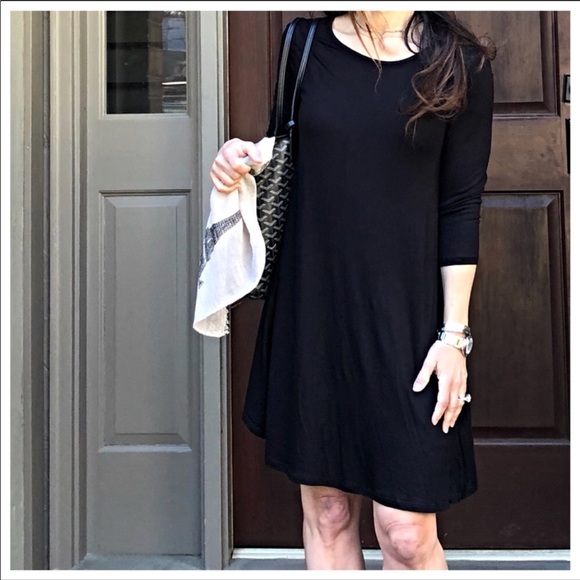 ✨LAST ONE✨Black swing dress - Picture 3 of 8